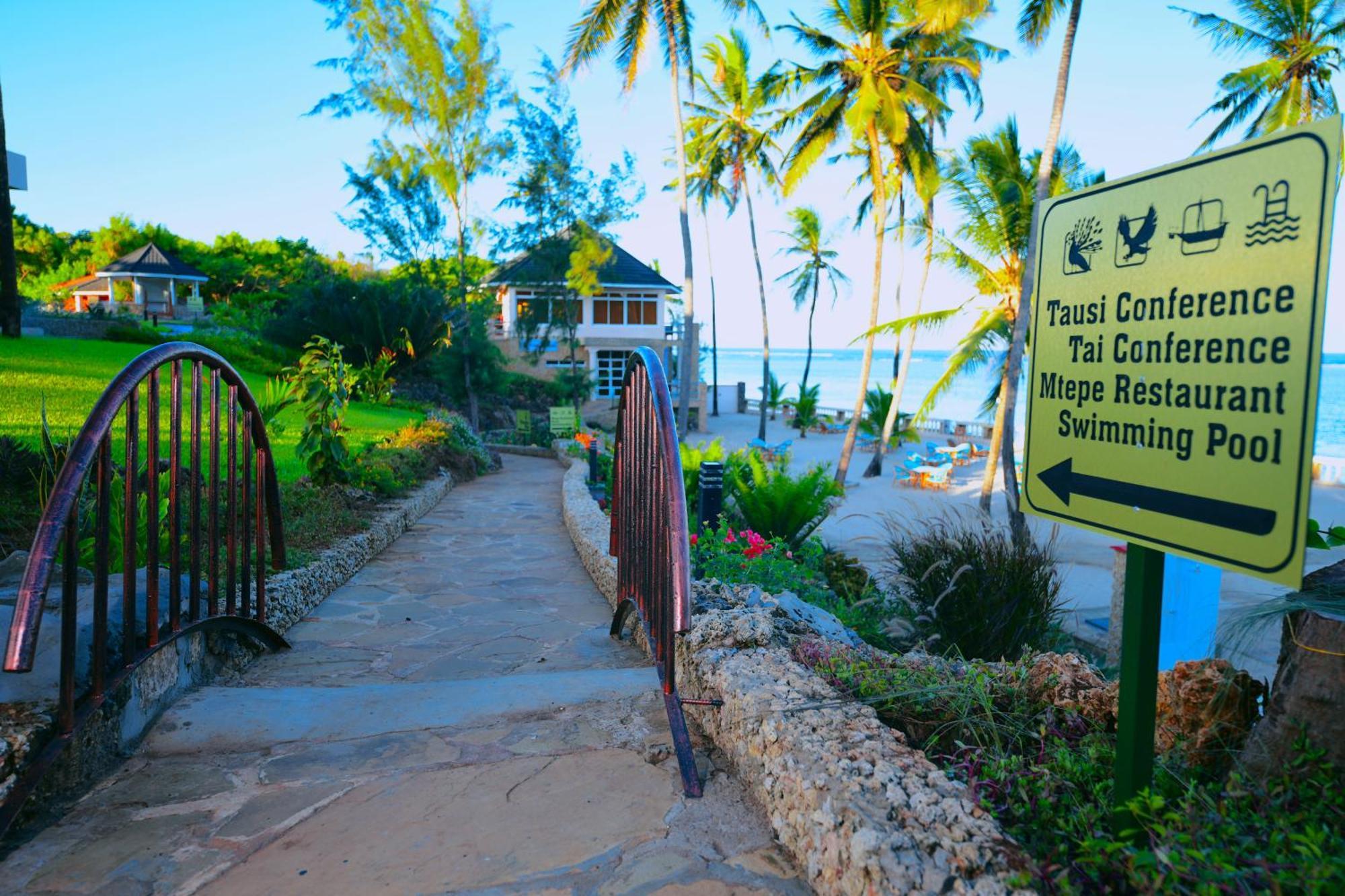 Vipingo Beach Resort Tezo Exteriör bild